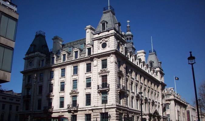 Jaguar Projects secure Rising Busbar replacement at Kinnaird House