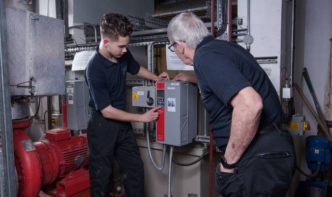 Apprenticeship scheme opportunity at Jaguar