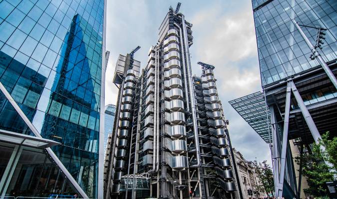 Jaguar Projects Secure Lloyd’s of London CRAC Replacement Project