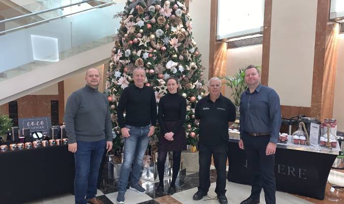Merry Christmas from the 1 Westferry Circus team!