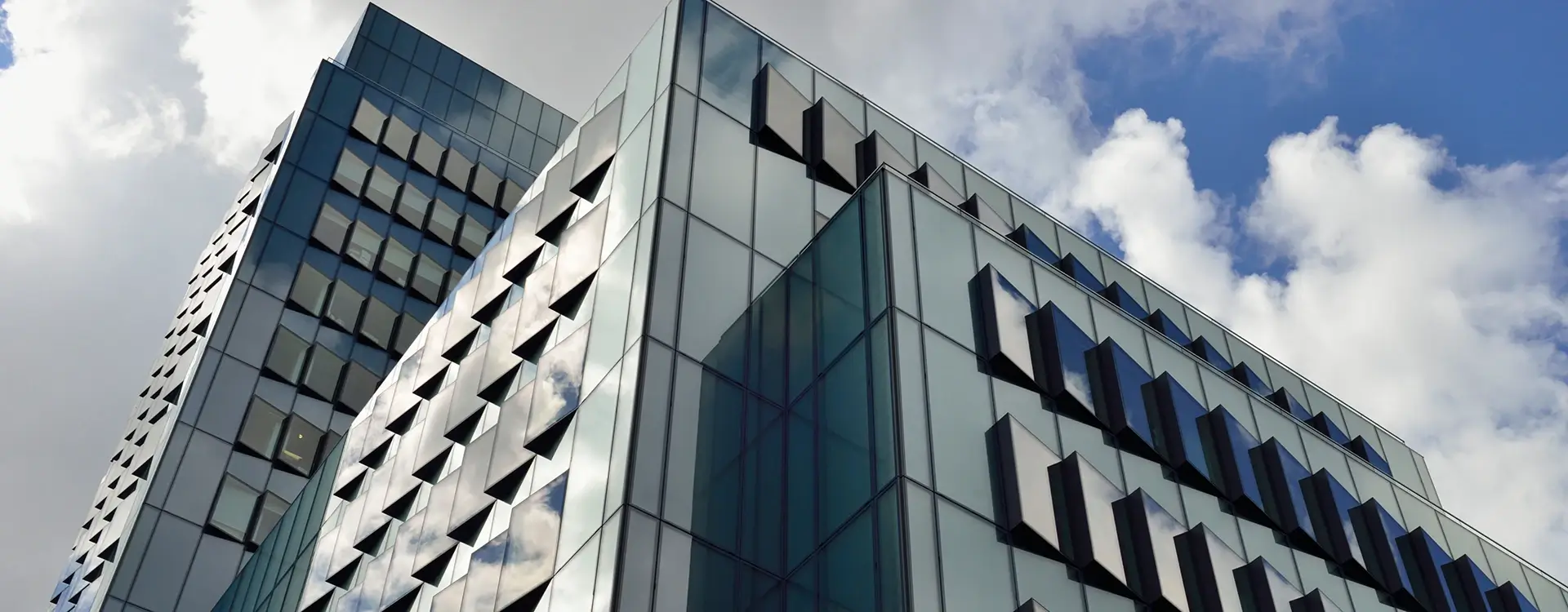 25 Ropemaker Street